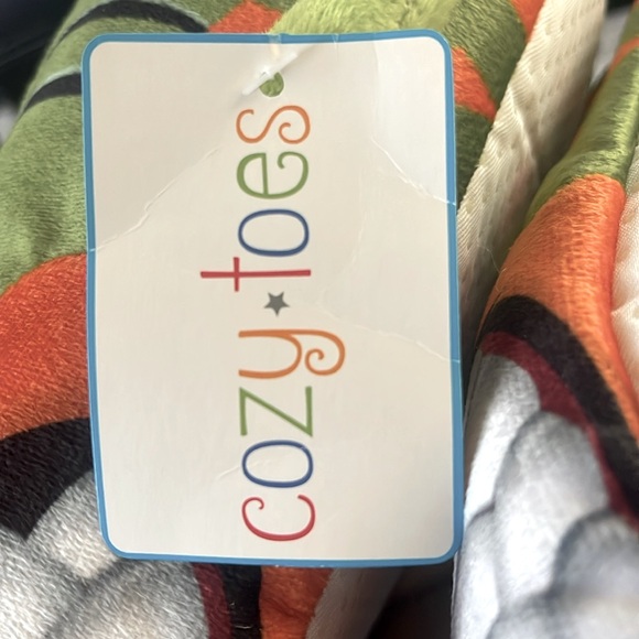 NEW with tags - Cozy Toes Children’s Plush Slippers. Yellow Monster - Picture 6 of 6